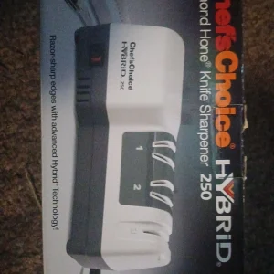 Chef's Choice Diamond Hone 3-Stage 250 Hybrid Knife Sharpener BRAND NEW NIB